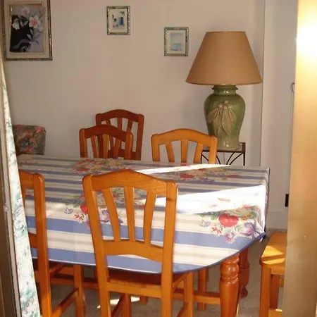 Dean Llopez Apartamento *